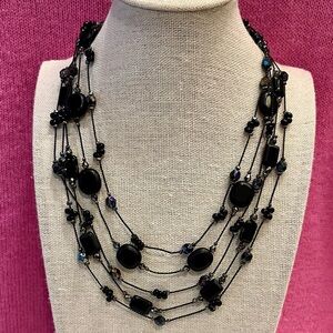 Black Beads X Cinco Strands